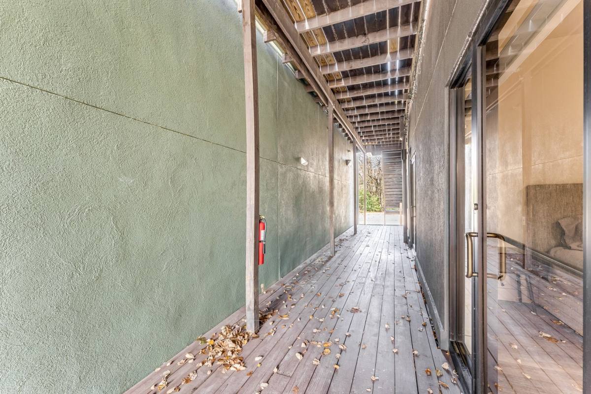 Apartment for rent at 1723 N Chestnut Ave, Fayetteville, AR 72703