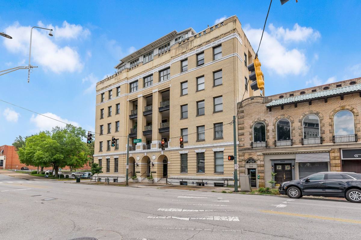 Apartment for rent at 600 Georgia Ave, Chattanooga, TN 37402