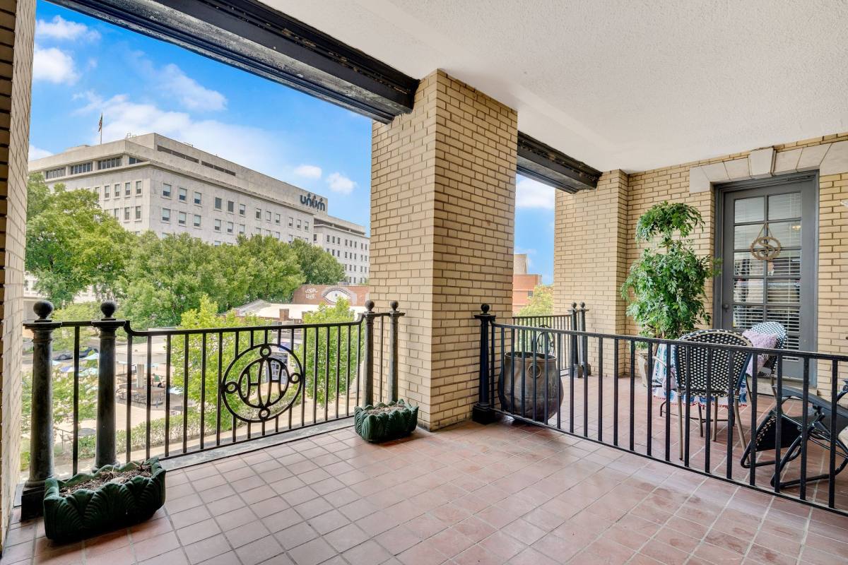 Apartment for rent at 600 Georgia Ave, Chattanooga, TN 37402