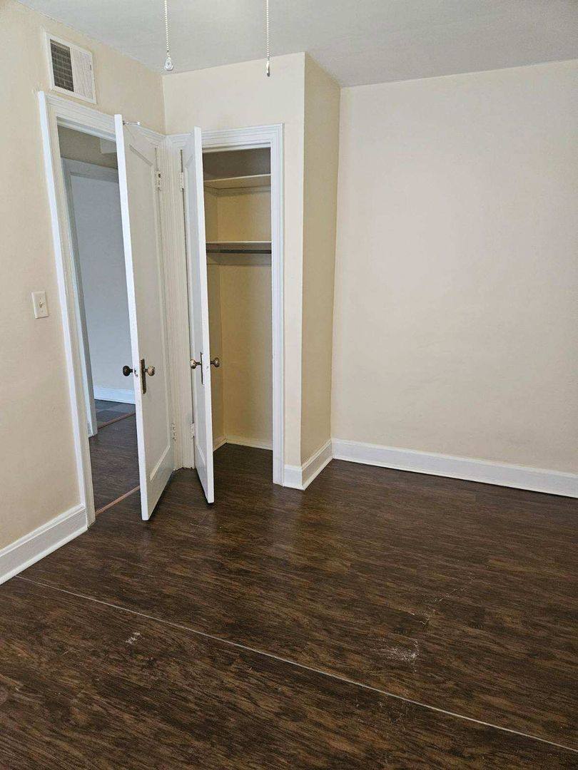 Apartment for rent at 2640 Burnet St, Cincinnati, OH 45219
