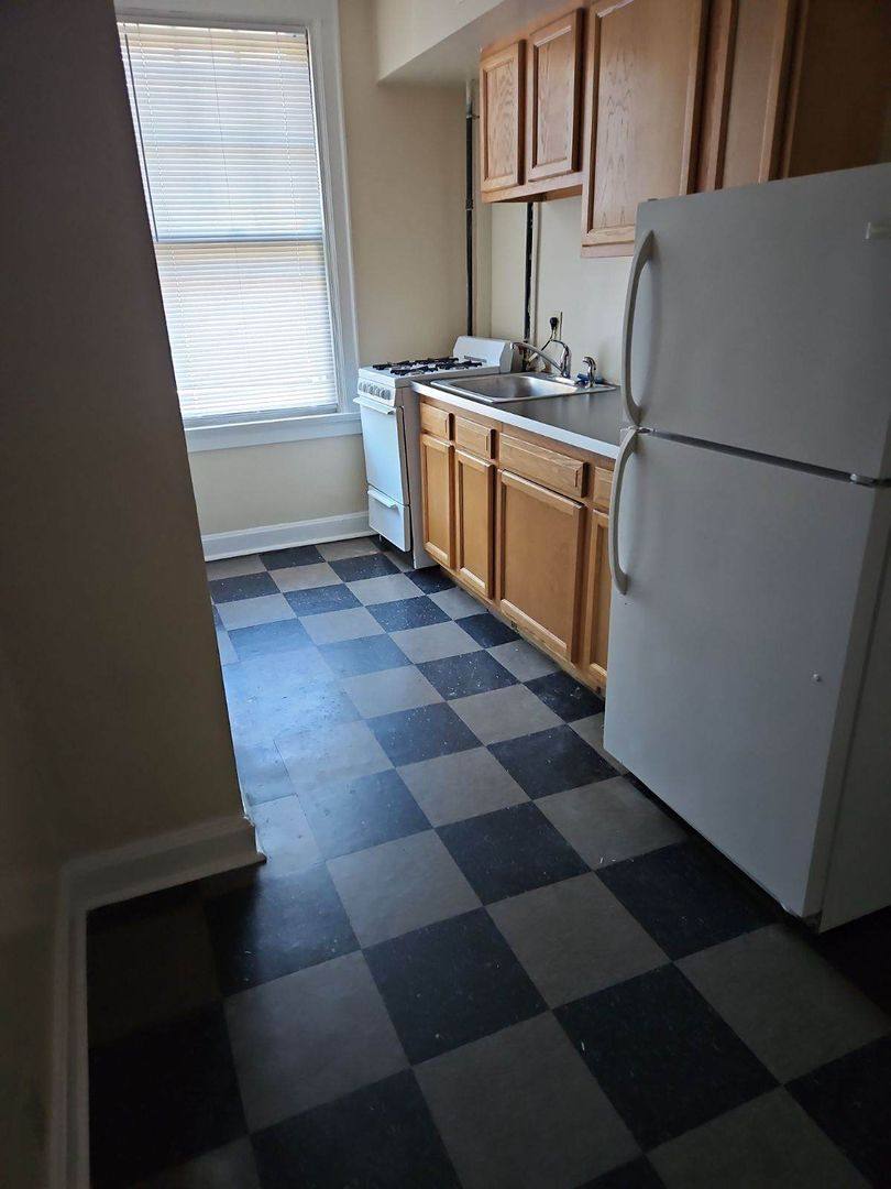 Apartment for rent at 2640 Burnet St, Cincinnati, OH 45219