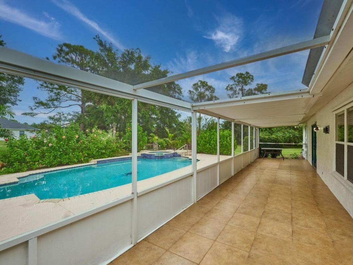 House for rent at 17567 84th Court N, Loxahatchee, FL 33470
