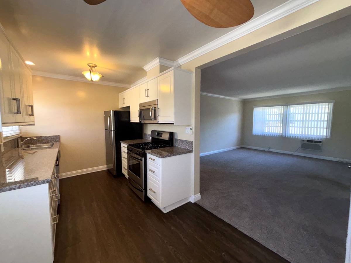 Apartment for rent at 4239 Tujunga Ave, Studio City, CA 91604