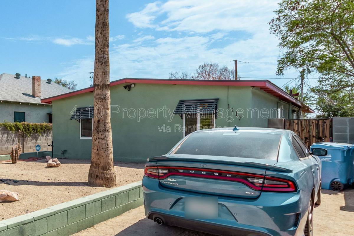 Apartment for rent at 1117 N 13th St #1, Phoenix, AZ 85006