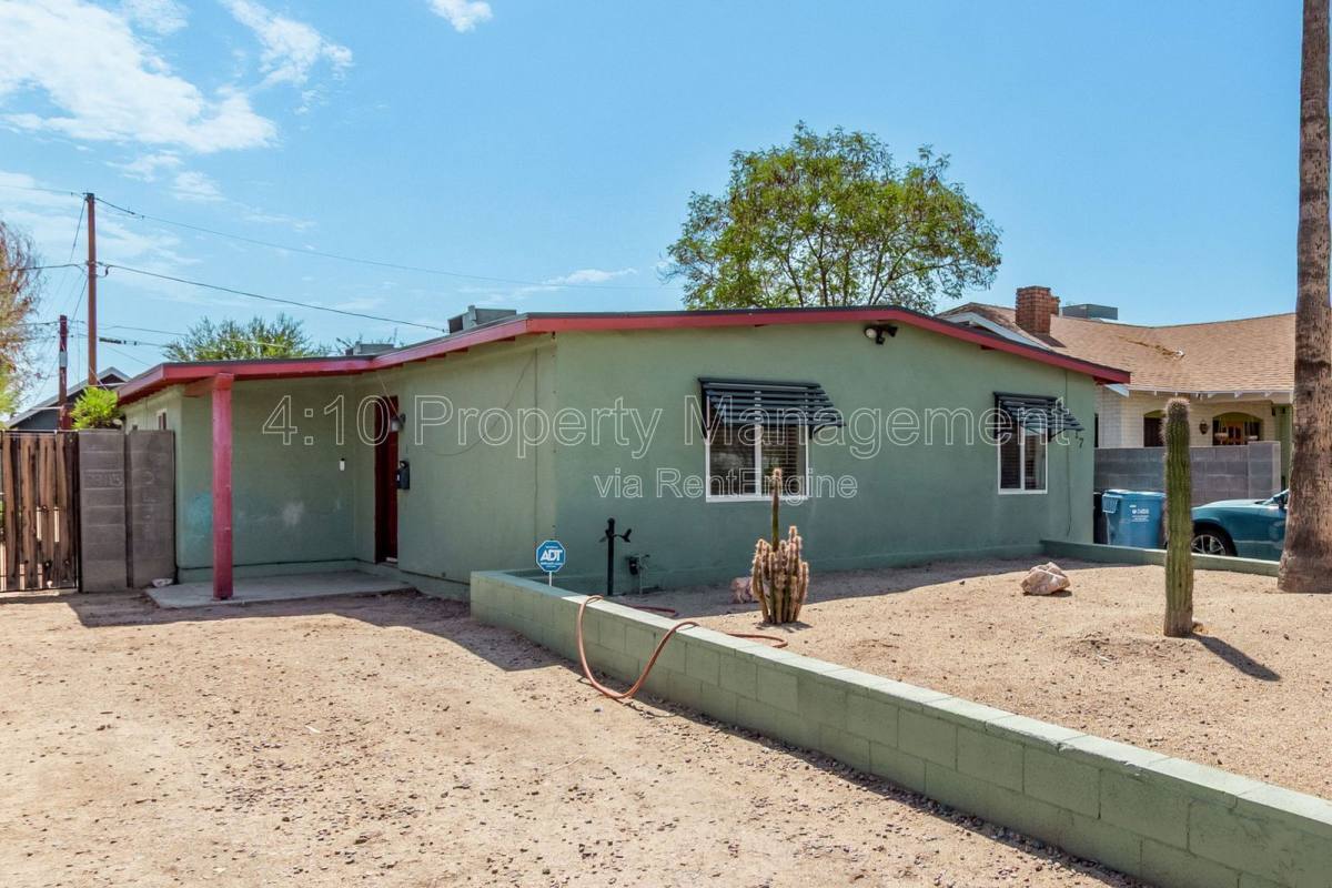 Apartment for rent at 1117 N 13th St #1, Phoenix, AZ 85006