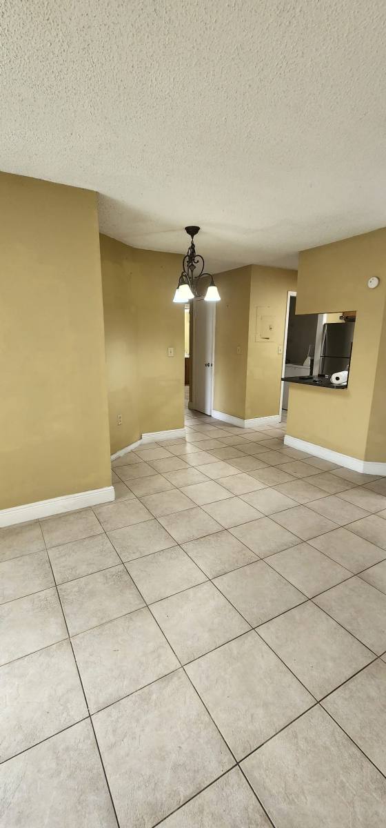 Apartment for rent at 17440 NW 67th Court, Hialeah, FL 33015