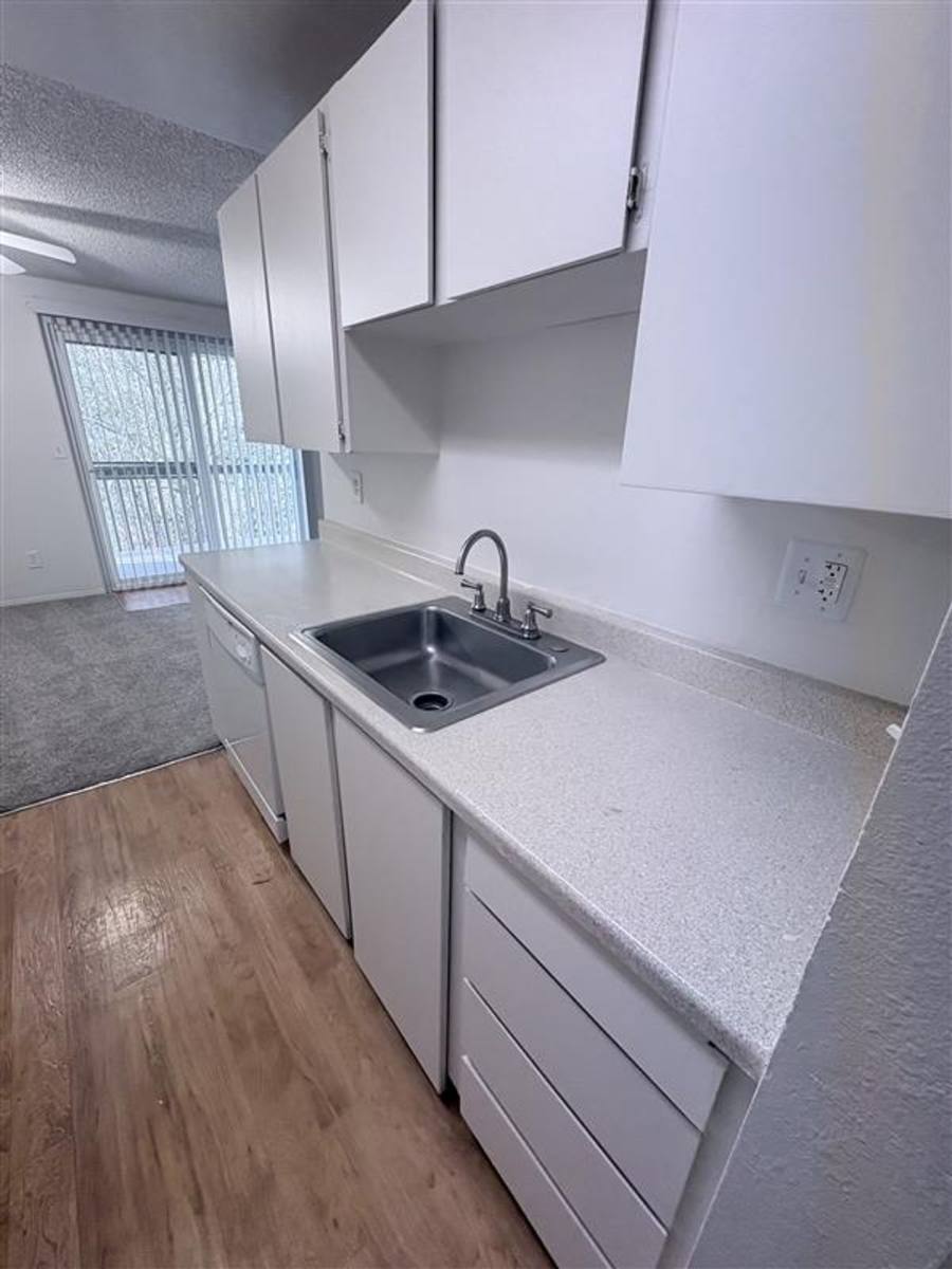 Apartment for rent at 6634 Tacoma Mall Blvd, Tacoma, WA 98409
