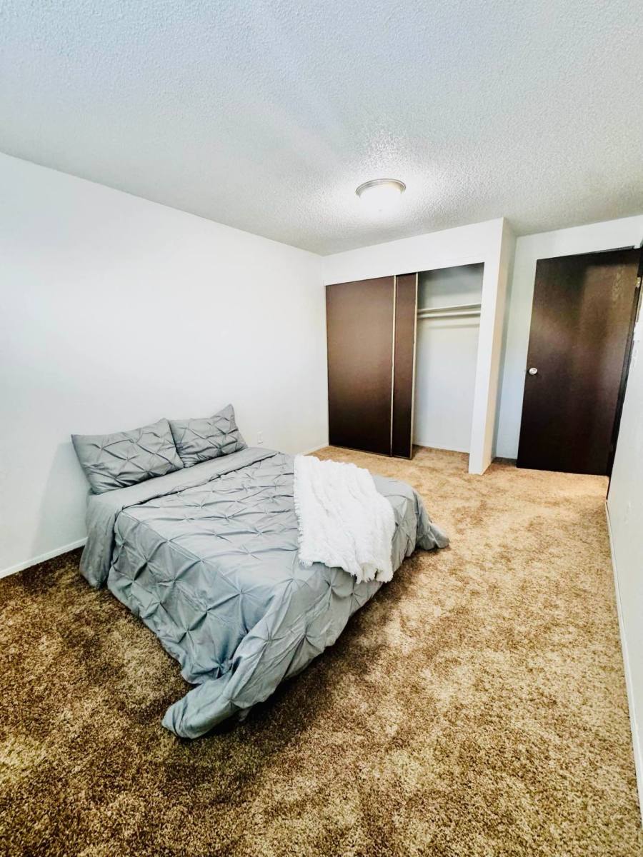 Apartment for rent at 6634 Tacoma Mall Blvd, Tacoma, WA 98409
