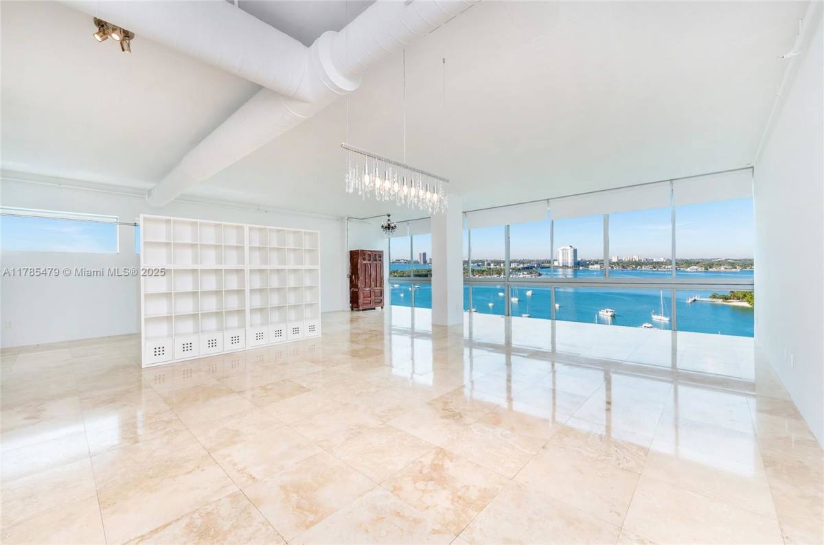 Apartment for rent at 7934 W Dr #1101, Miami Beach, FL 33141