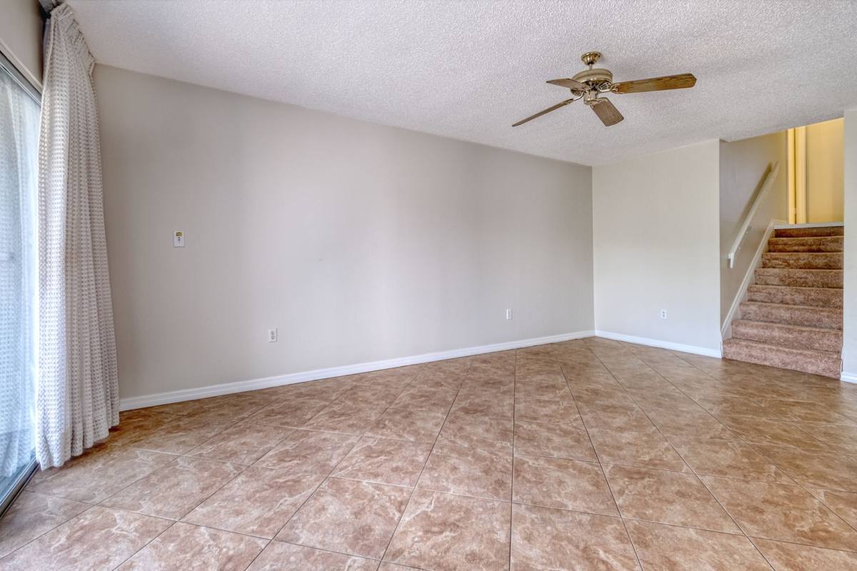 Condo for rent at 14800 Walsingham Rd, Largo, FL 33774