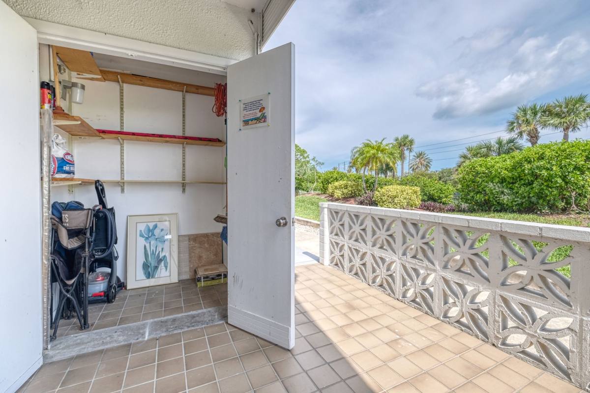 Condo for rent at 14800 Walsingham Rd, Largo, FL 33774