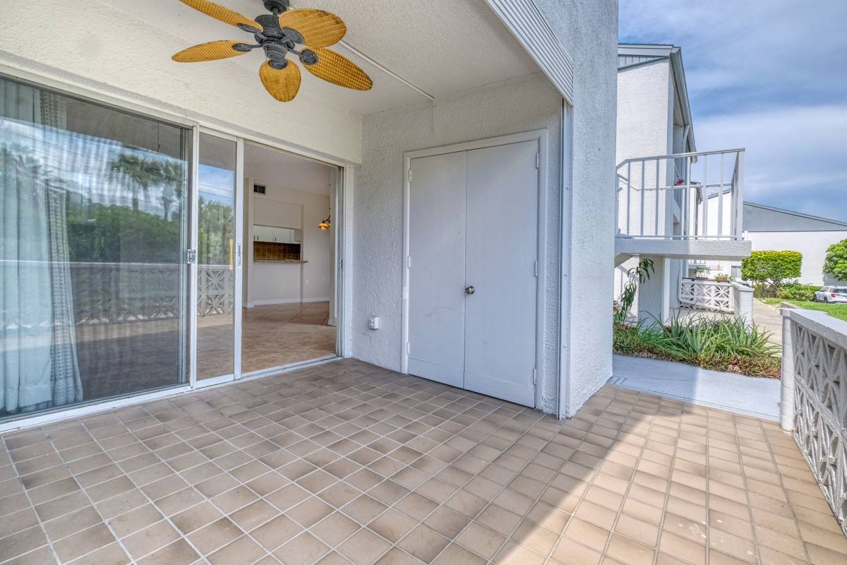 Condo for rent at 14800 Walsingham Rd, Largo, FL 33774