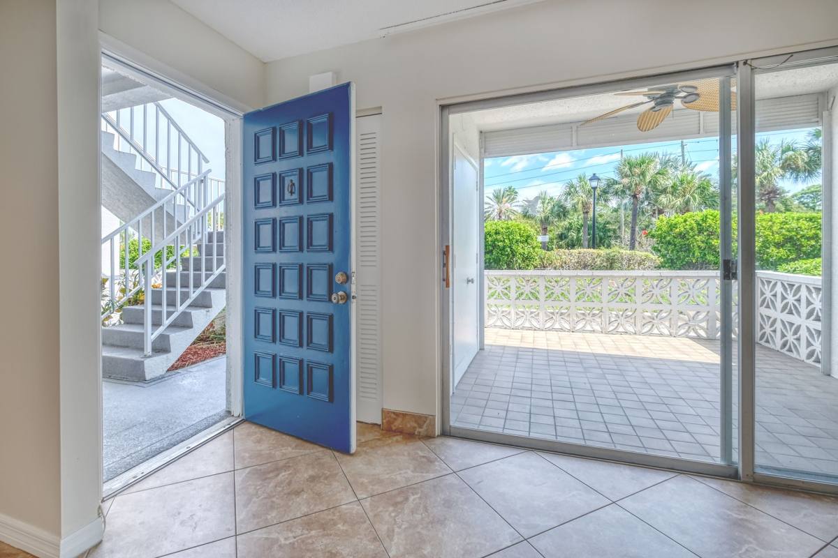 Condo for rent at 14800 Walsingham Rd, Largo, FL 33774