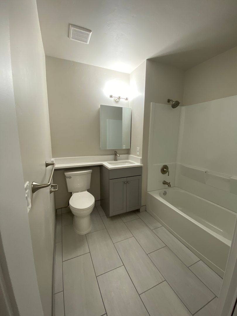 Apartment for rent at 620 Red Table Dr, Gypsum, CO 81637