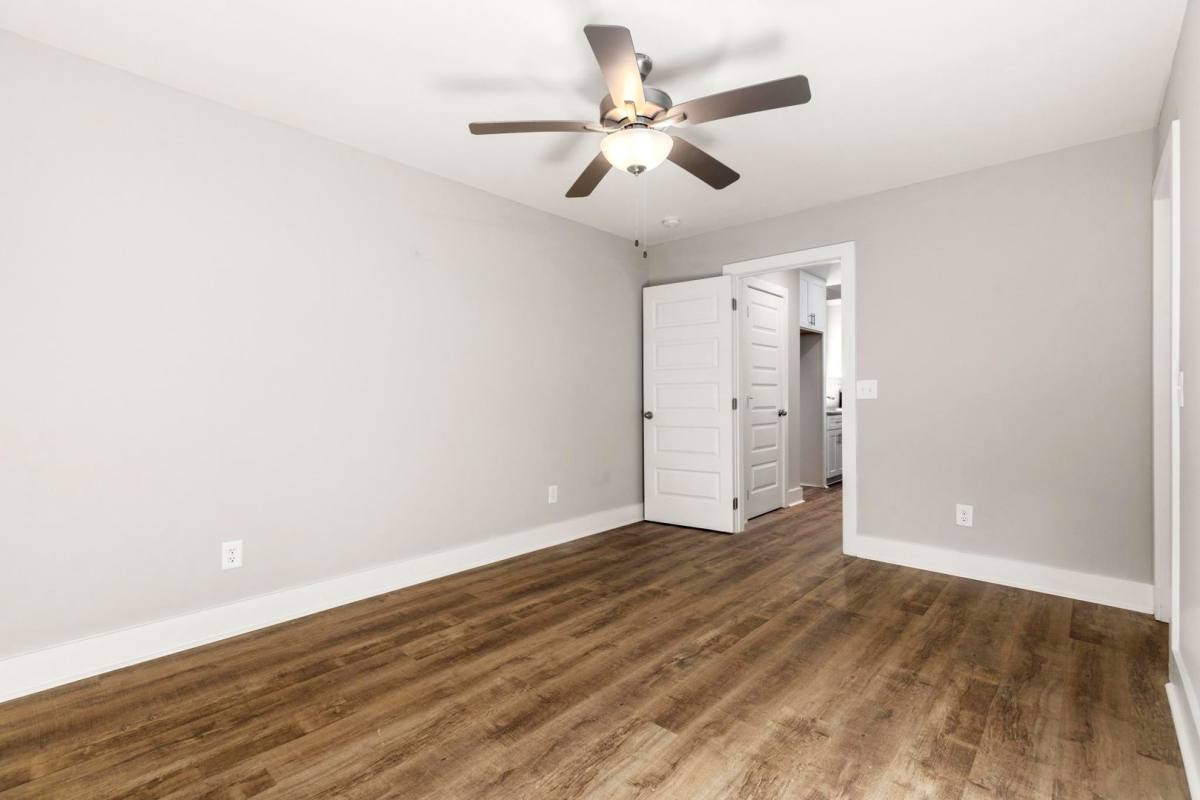 Apartment for rent at 5777 Lee Rd, Auburn, AL 36832