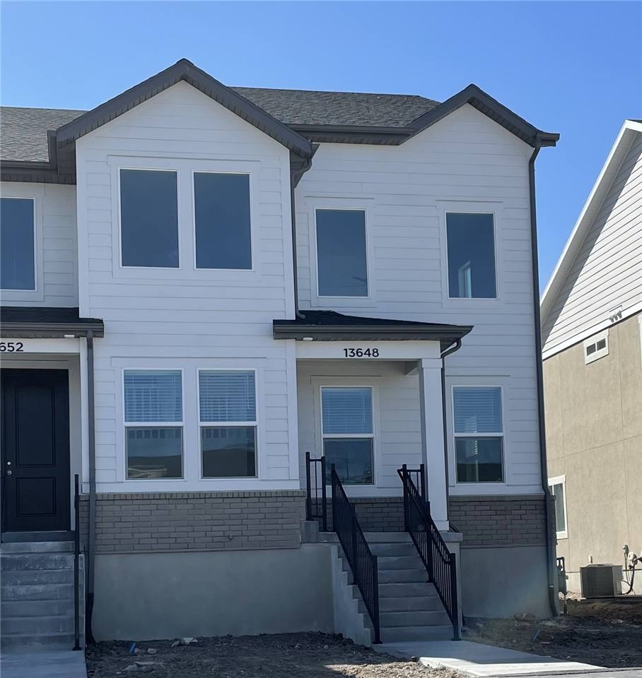 Townhouse for rent at 13648 S Vernet Dr, Herriman, UT 84096