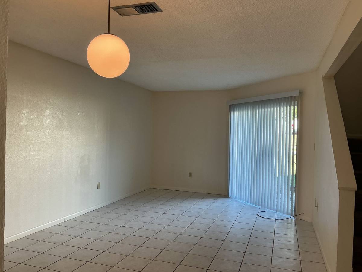 Apartment for rent at 411 E Park St, Lakeland, FL 33803