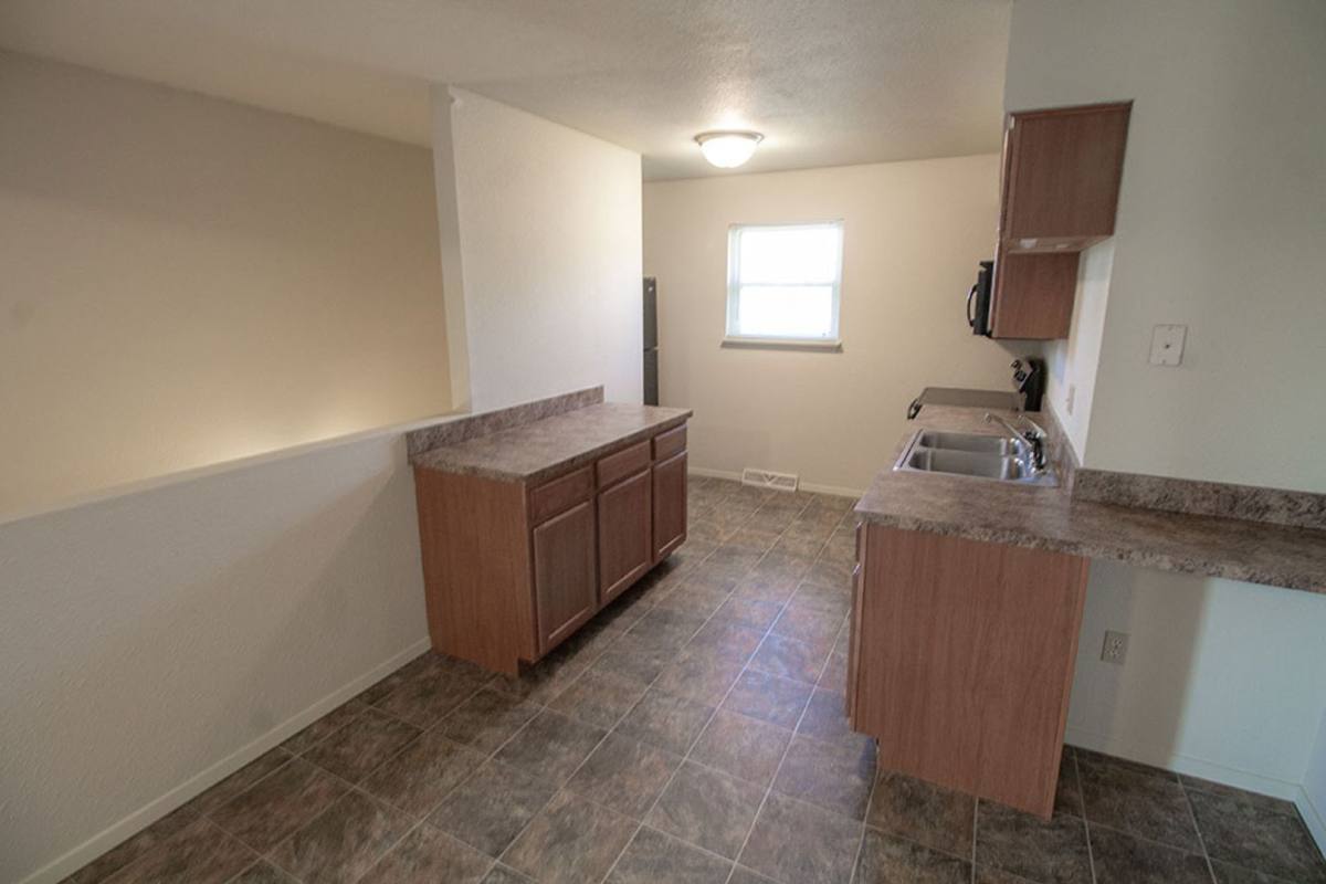 House for rent at 1007 W Ash St, Columbia, MO 65203