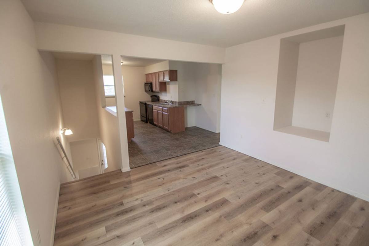 House for rent at 1007 W Ash St, Columbia, MO 65203