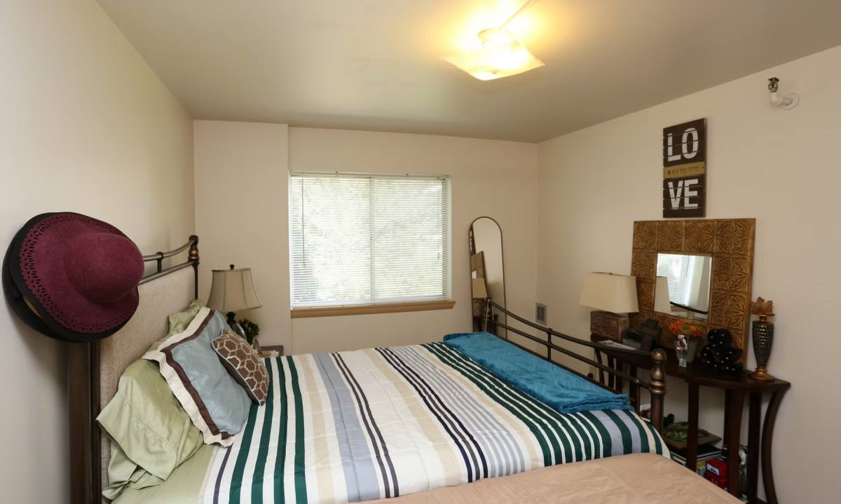 Apartment for rent at 2827 - 2951 W Parnell Ave, Milwaukee, WI 53221