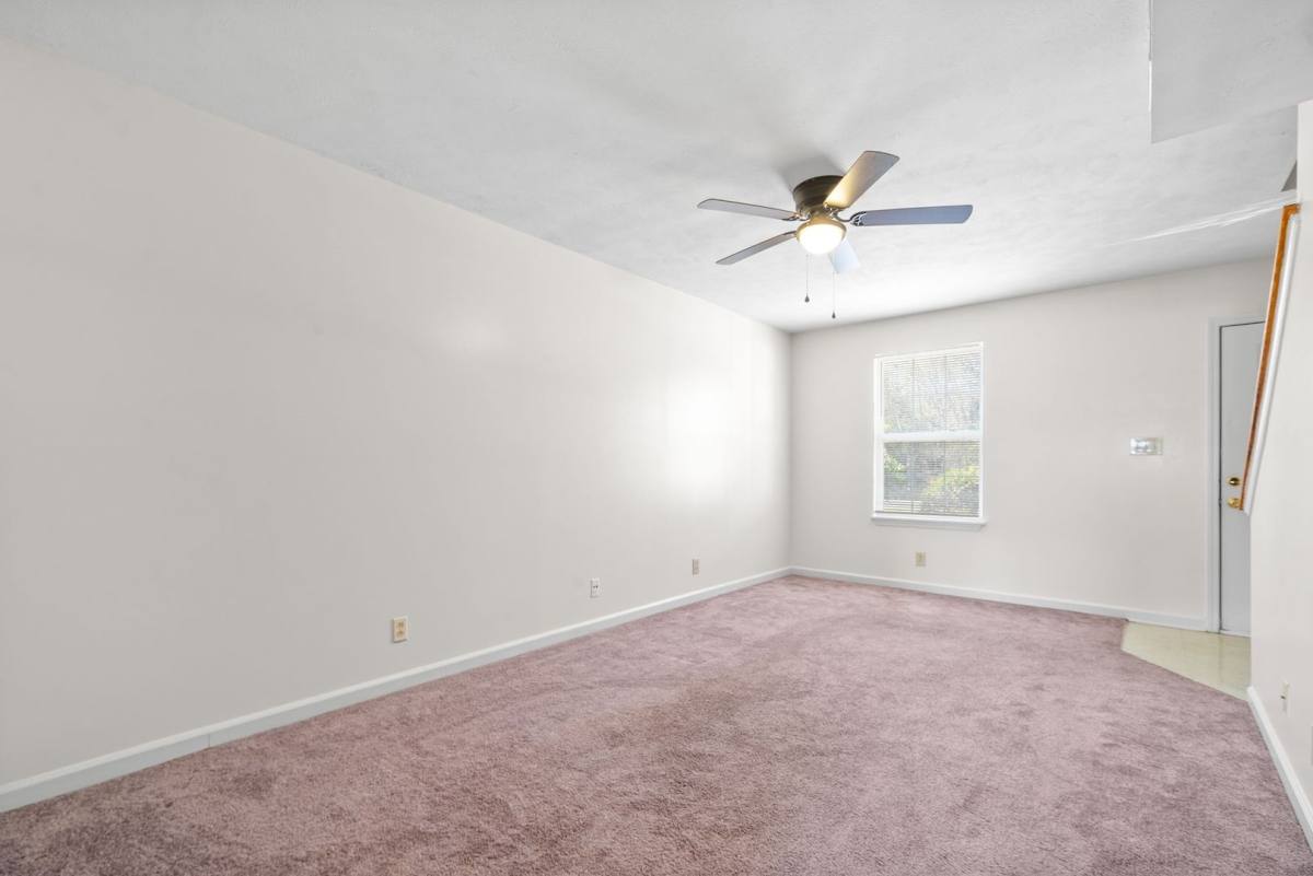 Apartment for rent at 630 Needmore Rd, Clarksville, TN 37040