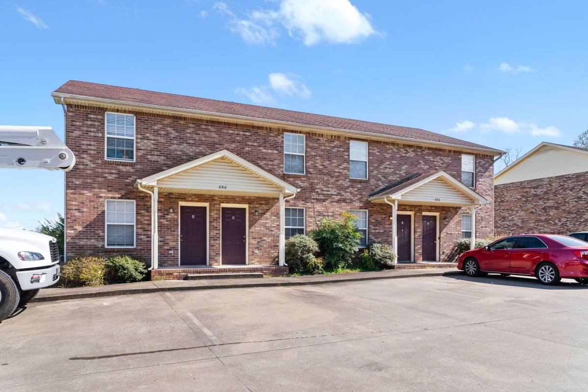 Apartment for rent at 630 Needmore Rd, Clarksville, TN 37040