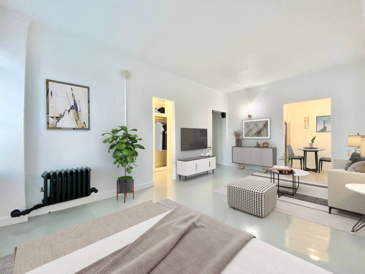 Apartment for rent at 535 S Gramercy Place, Los Angeles, CA 90020