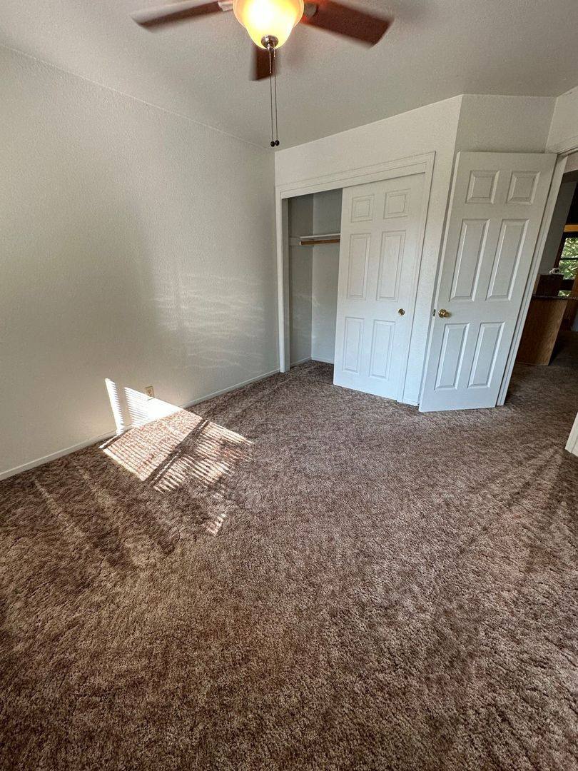 Apartment for rent at 1019-1021 W 5th St, Chico, CA 95928
