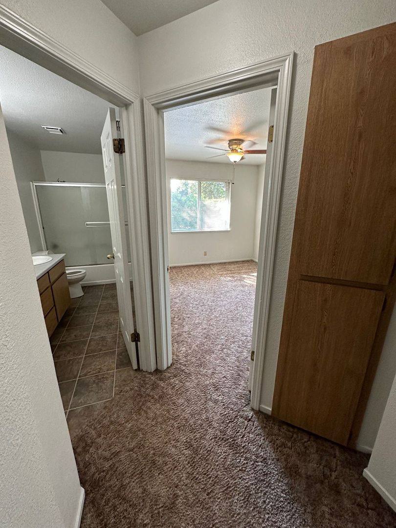 Apartment for rent at 1019-1021 W 5th St, Chico, CA 95928
