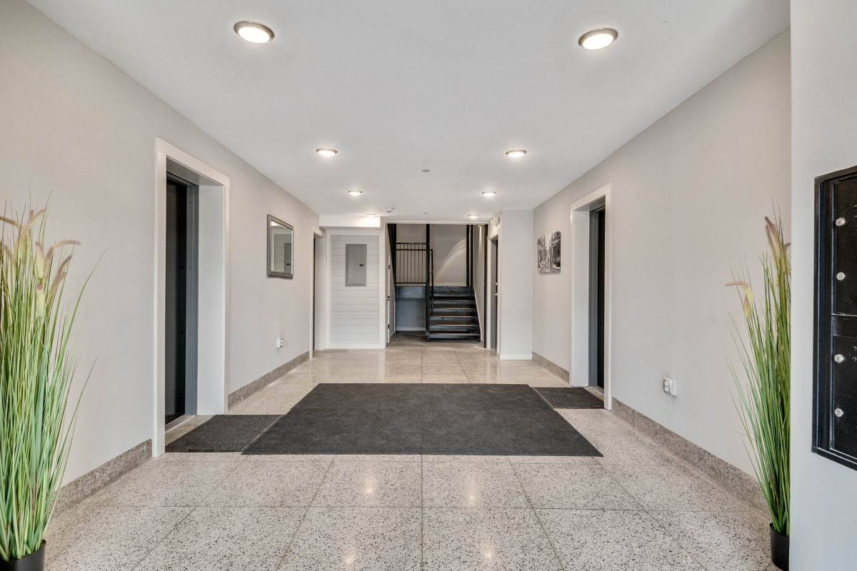 Apartment for rent at 859 McCallie Ave, Chattanooga, TN 37403