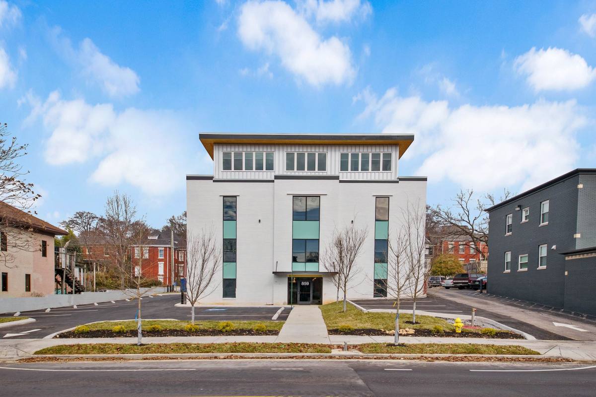 Apartment for rent at 859 McCallie Ave, Chattanooga, TN 37403
