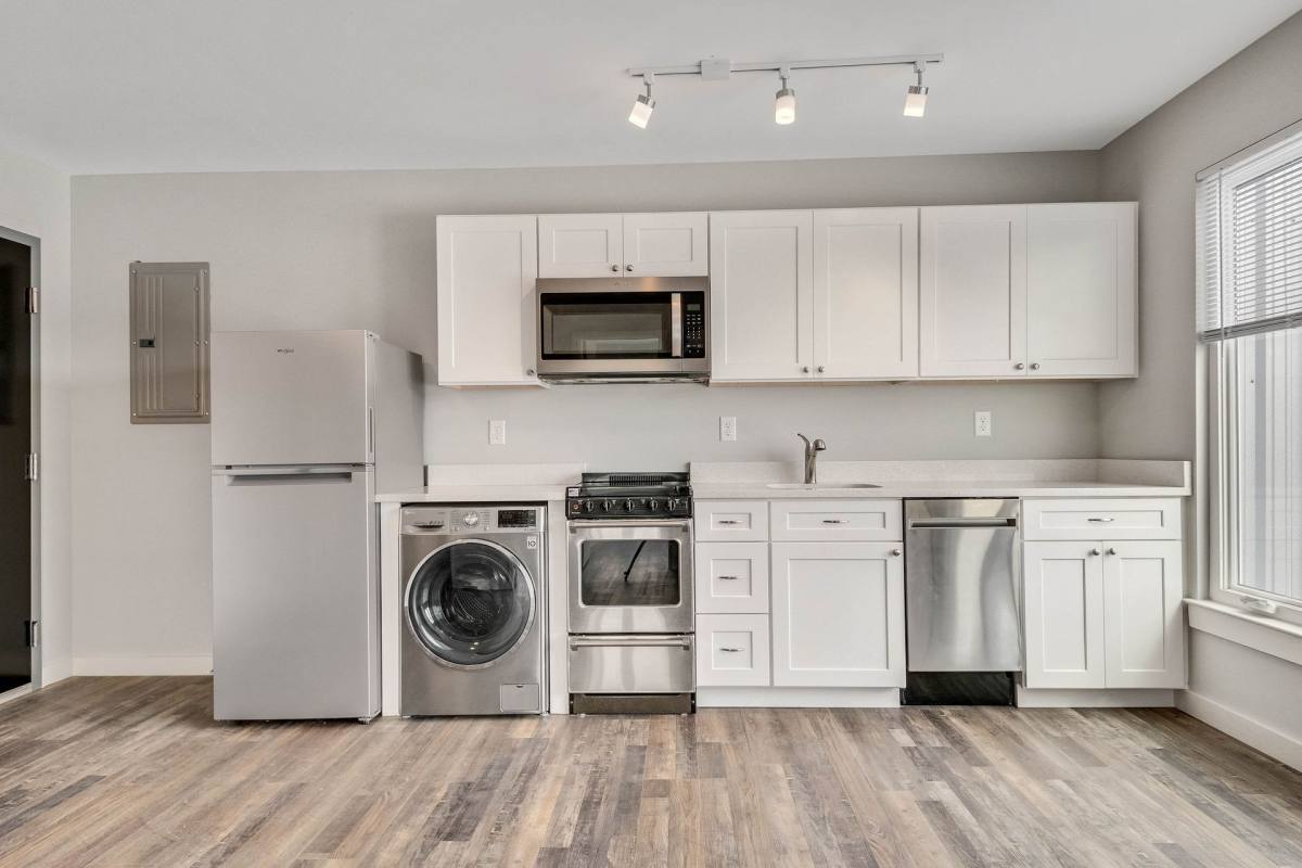 Apartment for rent at 859 McCallie Ave, Chattanooga, TN 37403