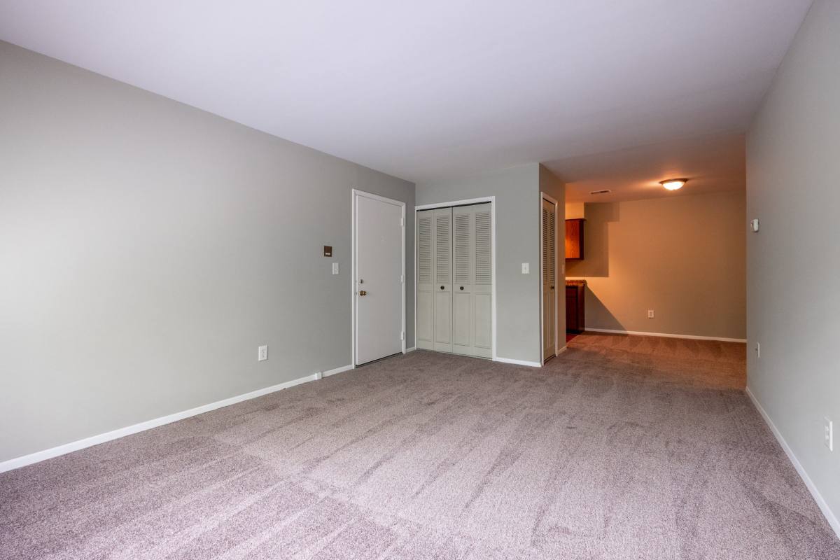 Apartment for rent at 2233-2457 E Maple, Birmingham, MI 48009