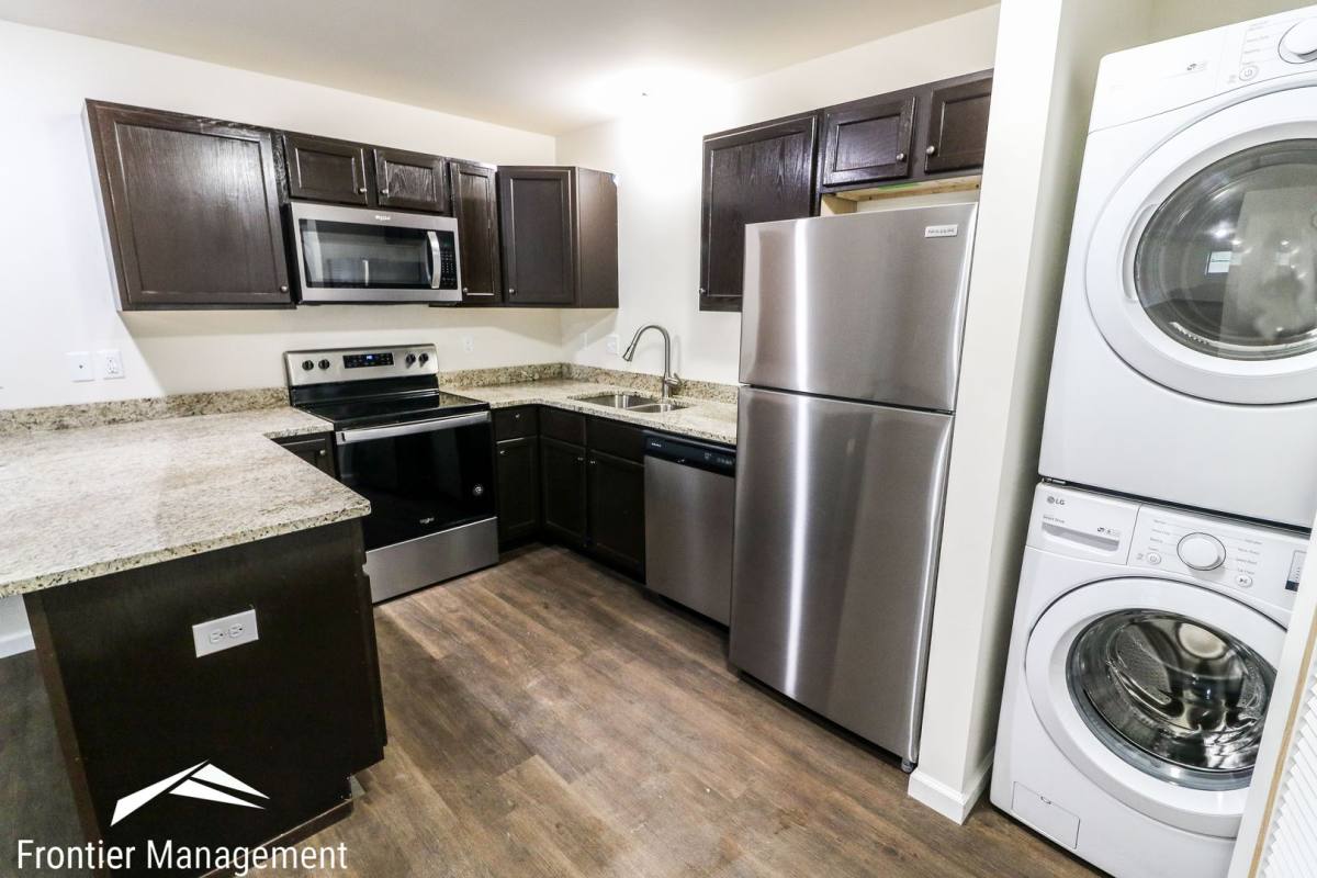 Apartment for rent at 1221 Ratone St, Manhattan, KS 66502
