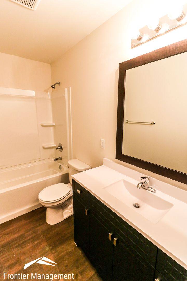 Apartment for rent at 1221 Ratone St, Manhattan, KS 66502