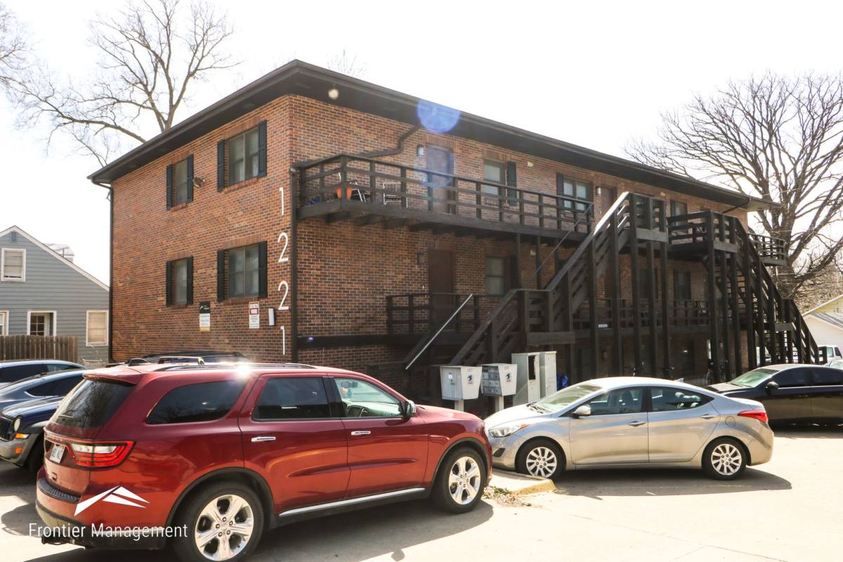 Apartment for rent at 1221 Ratone St, Manhattan, KS 66502