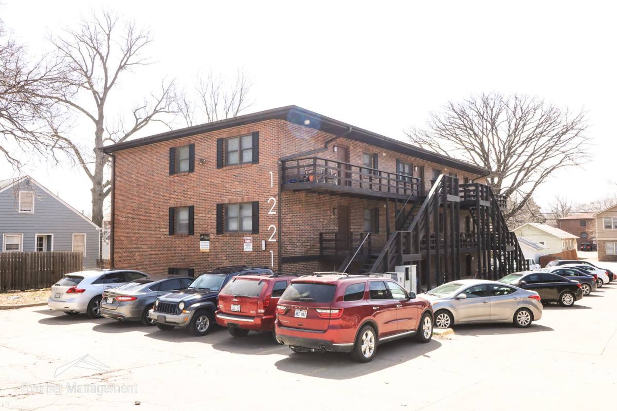 Apartment for rent at 1221 Ratone St, Manhattan, KS 66502