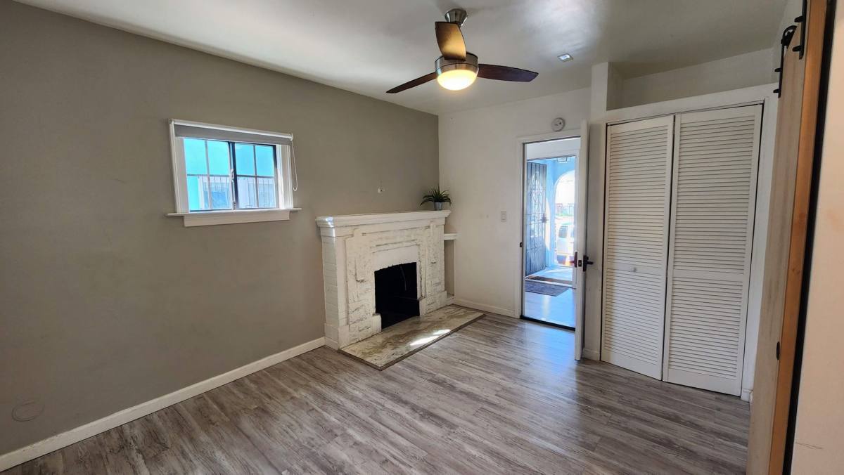 Apartment for rent at 2775-2777 E21st St, Oakland, CA 94601