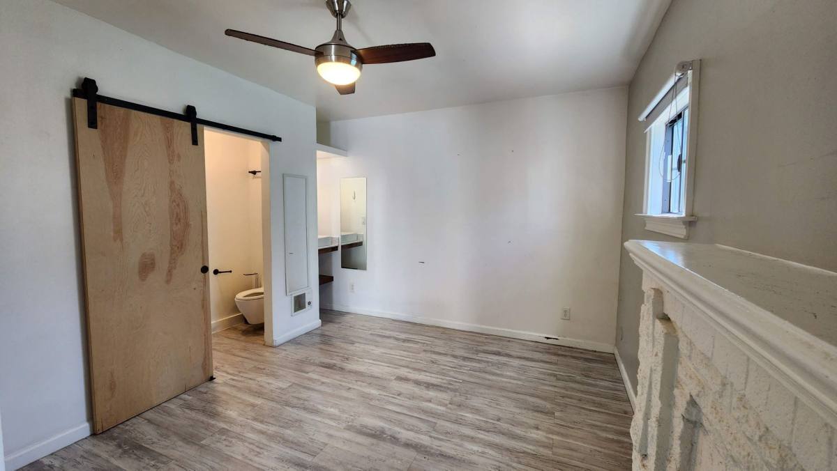 Apartment for rent at 2775-2777 E21st St, Oakland, CA 94601