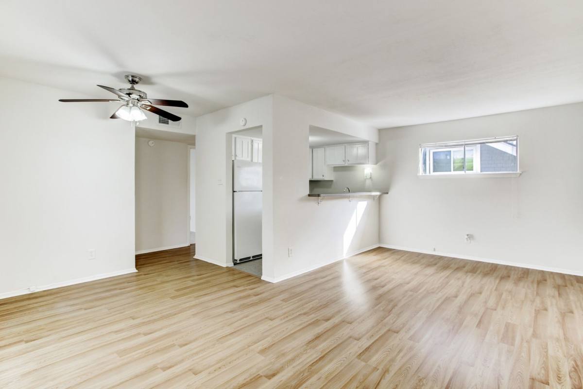 Apartment for rent at 3407 Graustark, Houston, TX 77006
