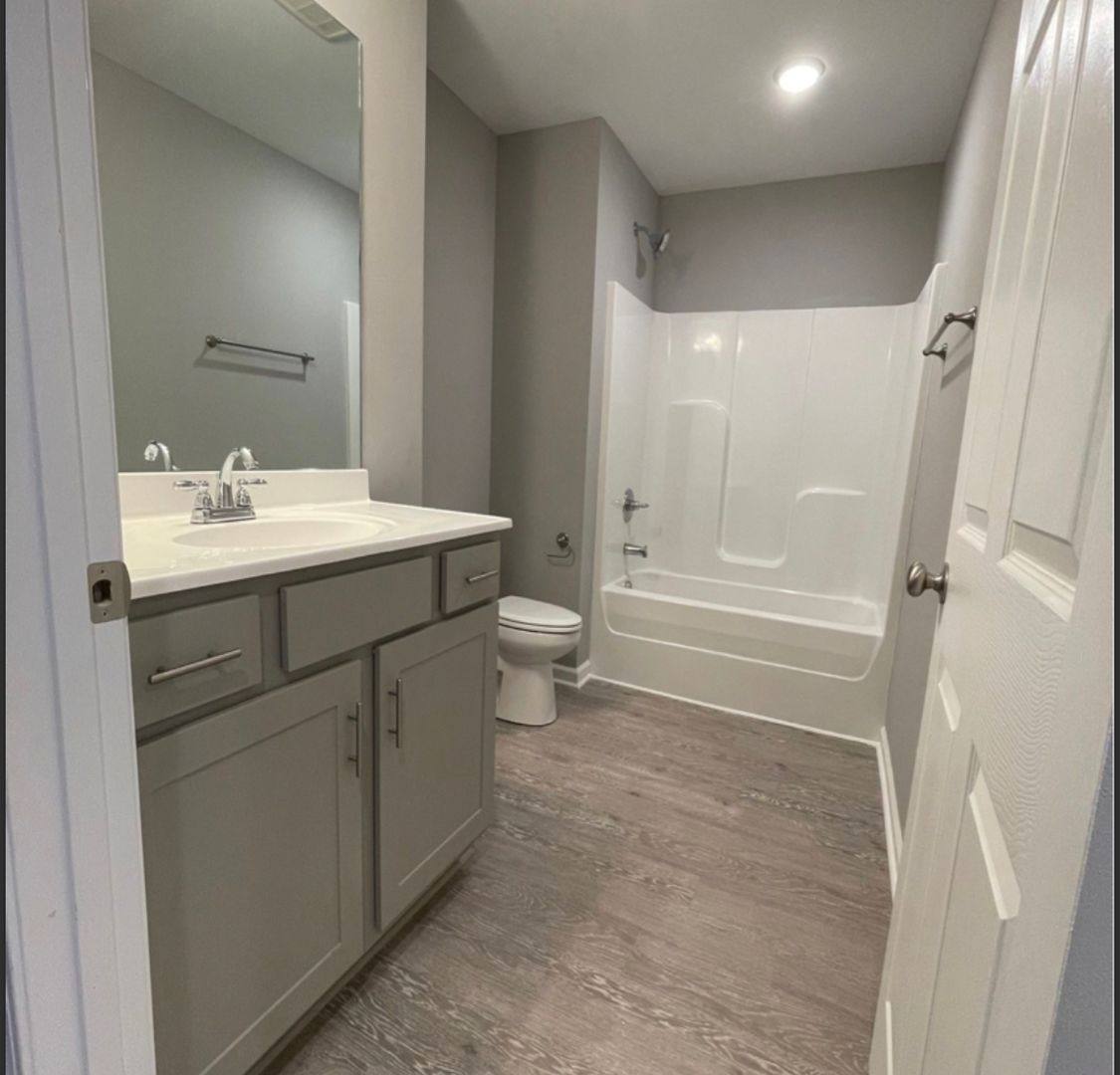 Apartment for rent at 100 Park Crest Court, Richmond, KY 40475