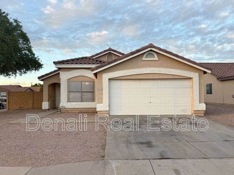 House for rent at 10422 E Bramble Ave, Mesa, AZ 85208