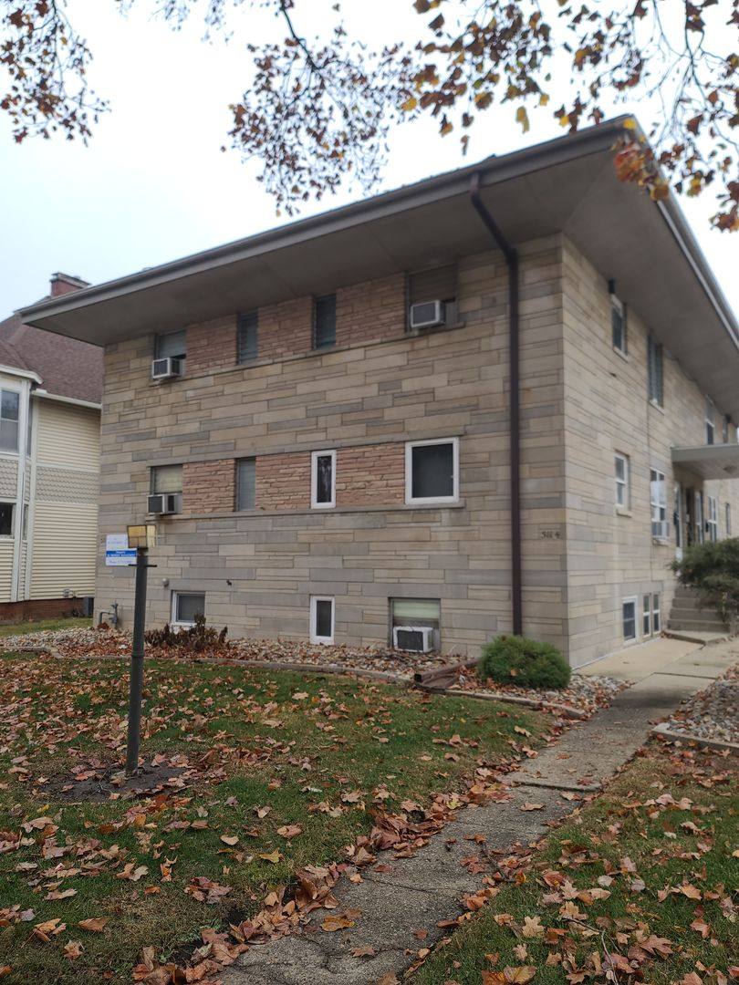 Apartment for rent at 511 W University Ave, Champaign, IL 61820