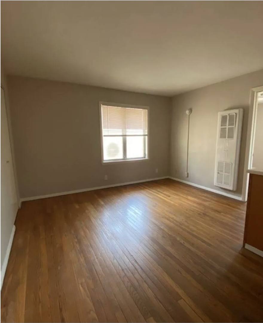 Apartment for rent at 511 W University Ave, Champaign, IL 61820