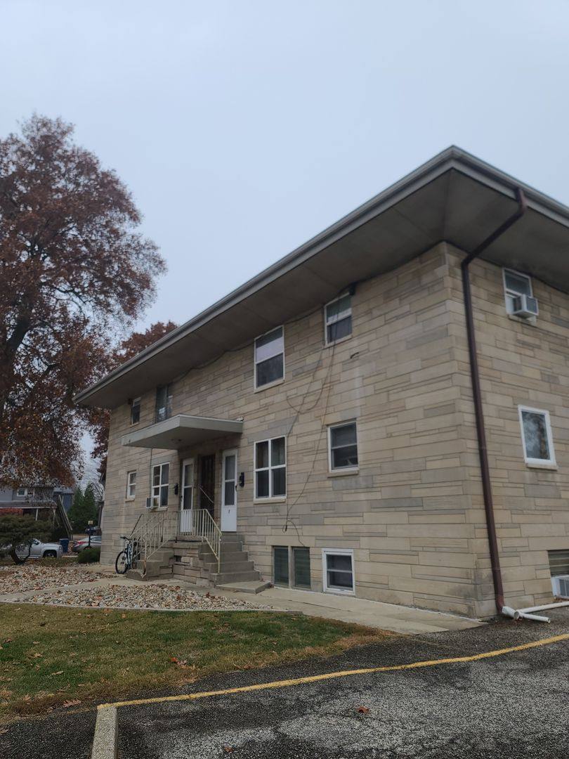 Apartment for rent at 511 W University Ave, Champaign, IL 61820