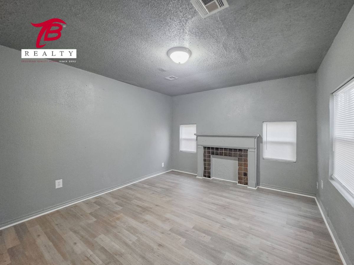 House for rent at 2320 NE 20th St, Oklahoma City, OK 73111