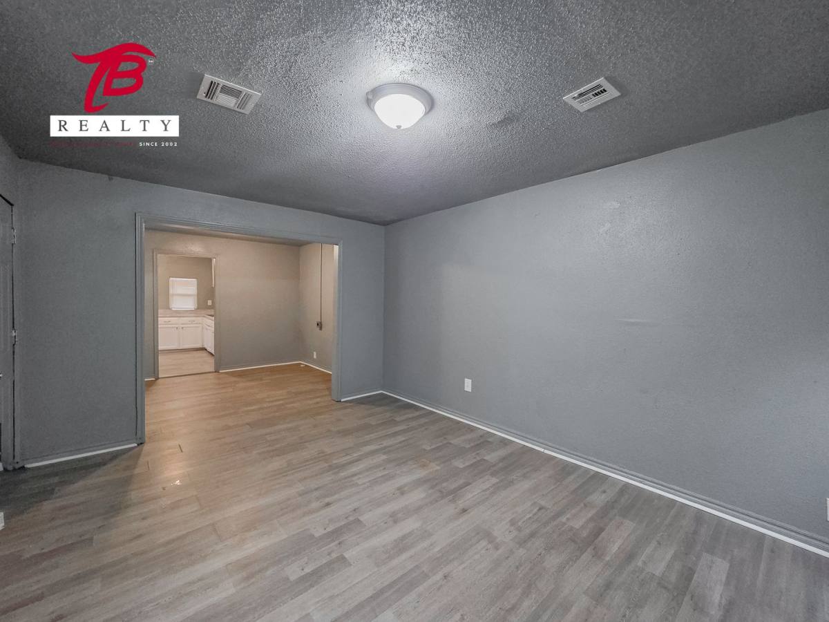 House for rent at 2320 NE 20th St, Oklahoma City, OK 73111