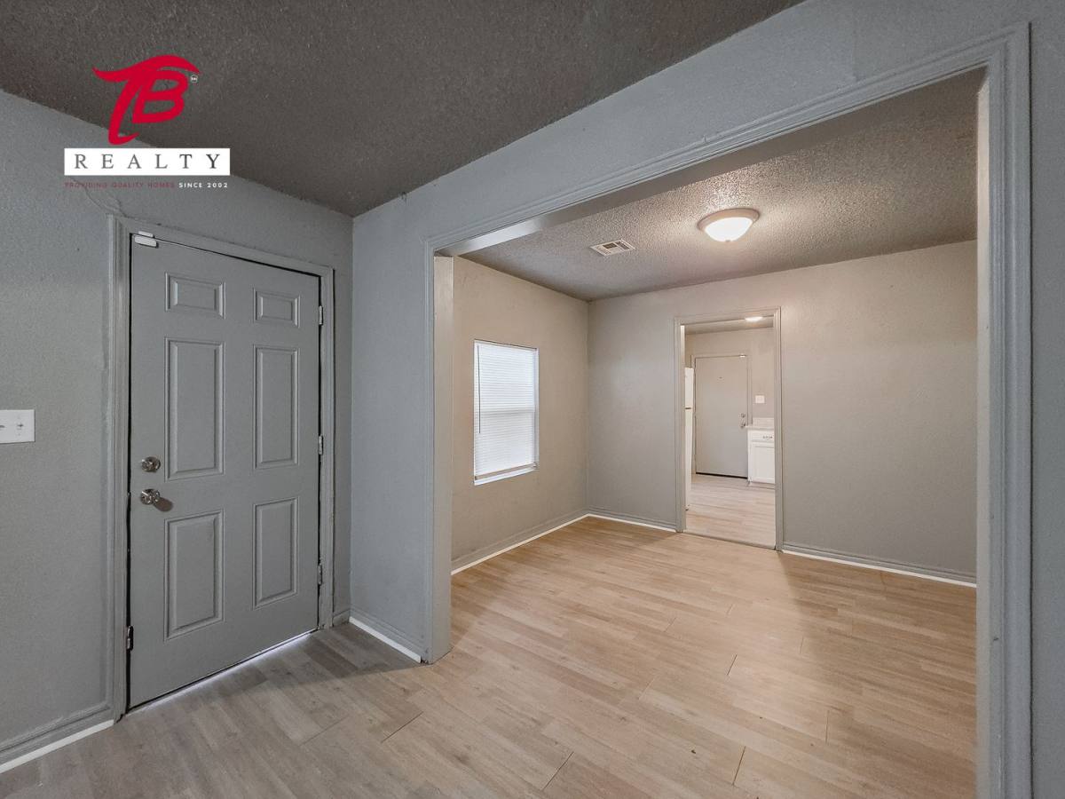 House for rent at 2320 NE 20th St, Oklahoma City, OK 73111