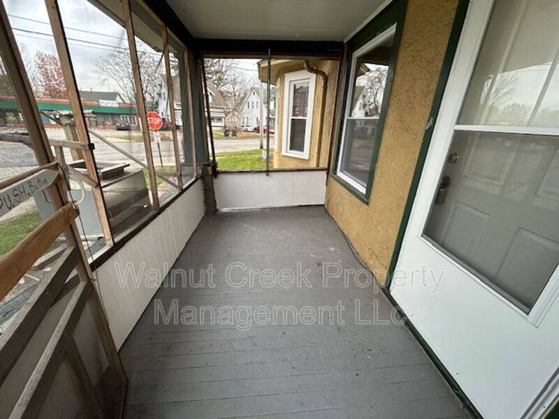 Apartment for rent at 100 Rush Ave, Elyria, OH 44035