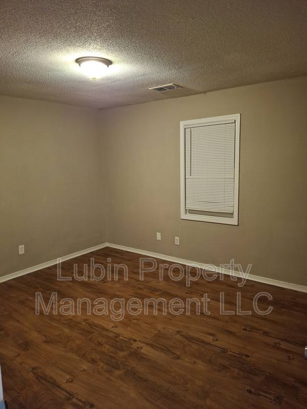 House for rent at 1221 Tahoe Rd, Memphis, TN 38109